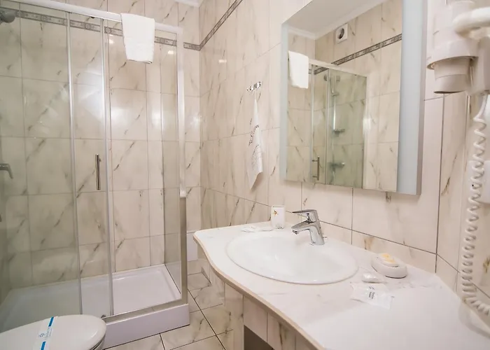 Sofia 4*